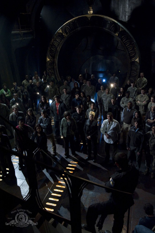 Illustration for article titled Stargate Universe "Light" Pics